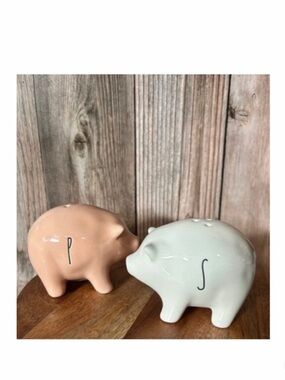 NEW Rae Dunn Oink Pig Salt and Pepper Shakers 🐖
